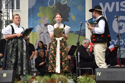 Mała scena Tygodnia Kultury Beskidzkiej w Wiśle
